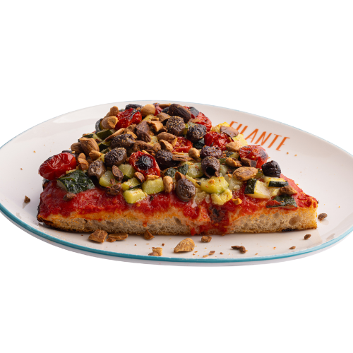 Pomodoro, zucchine, pomodorini rossi confit, olive Leccino, mandorle tostate a scaglie